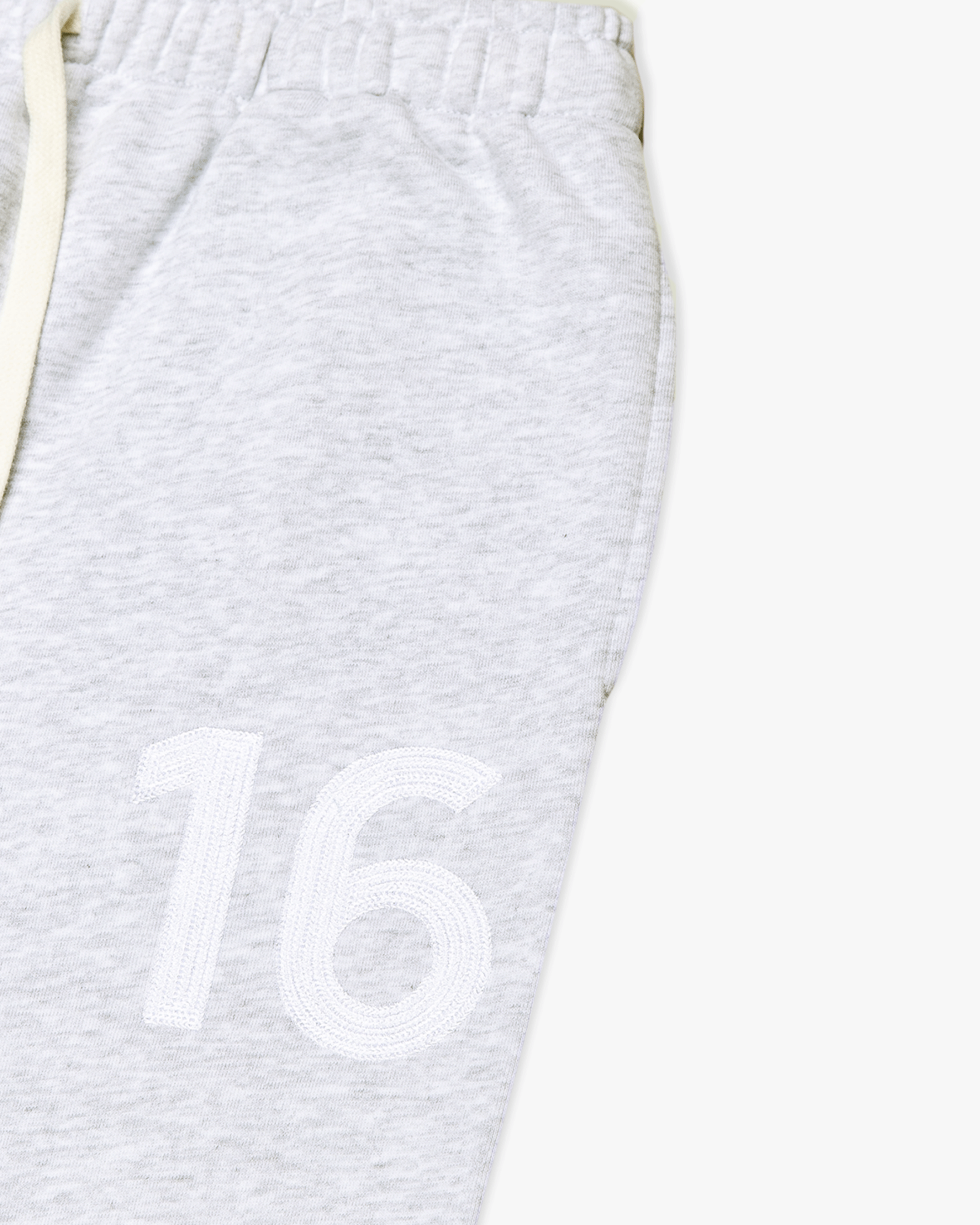 SIGNATURE SWEATPANTS
