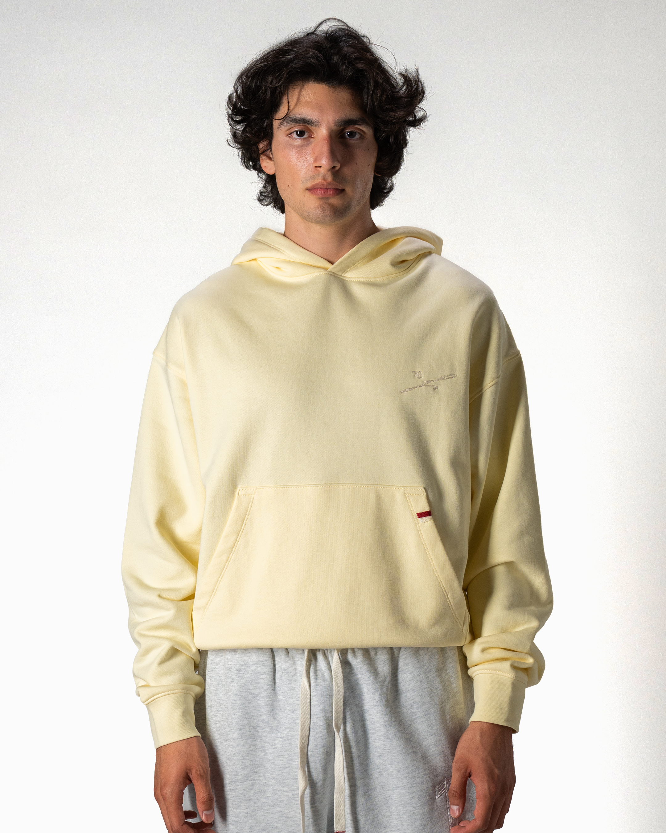 SIGNATURE HOODIE PRINT