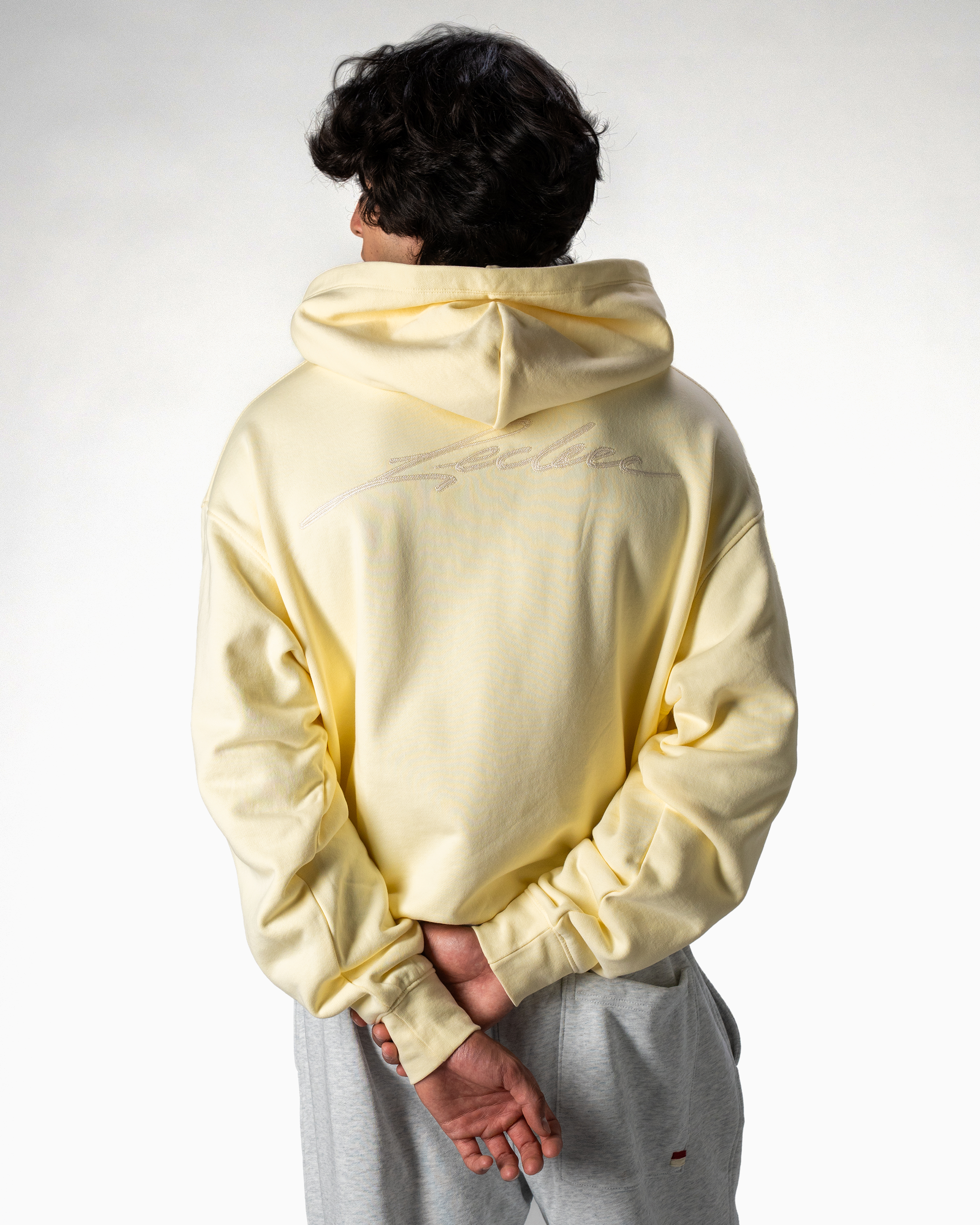 SIGNATURE HOODIE PRINT