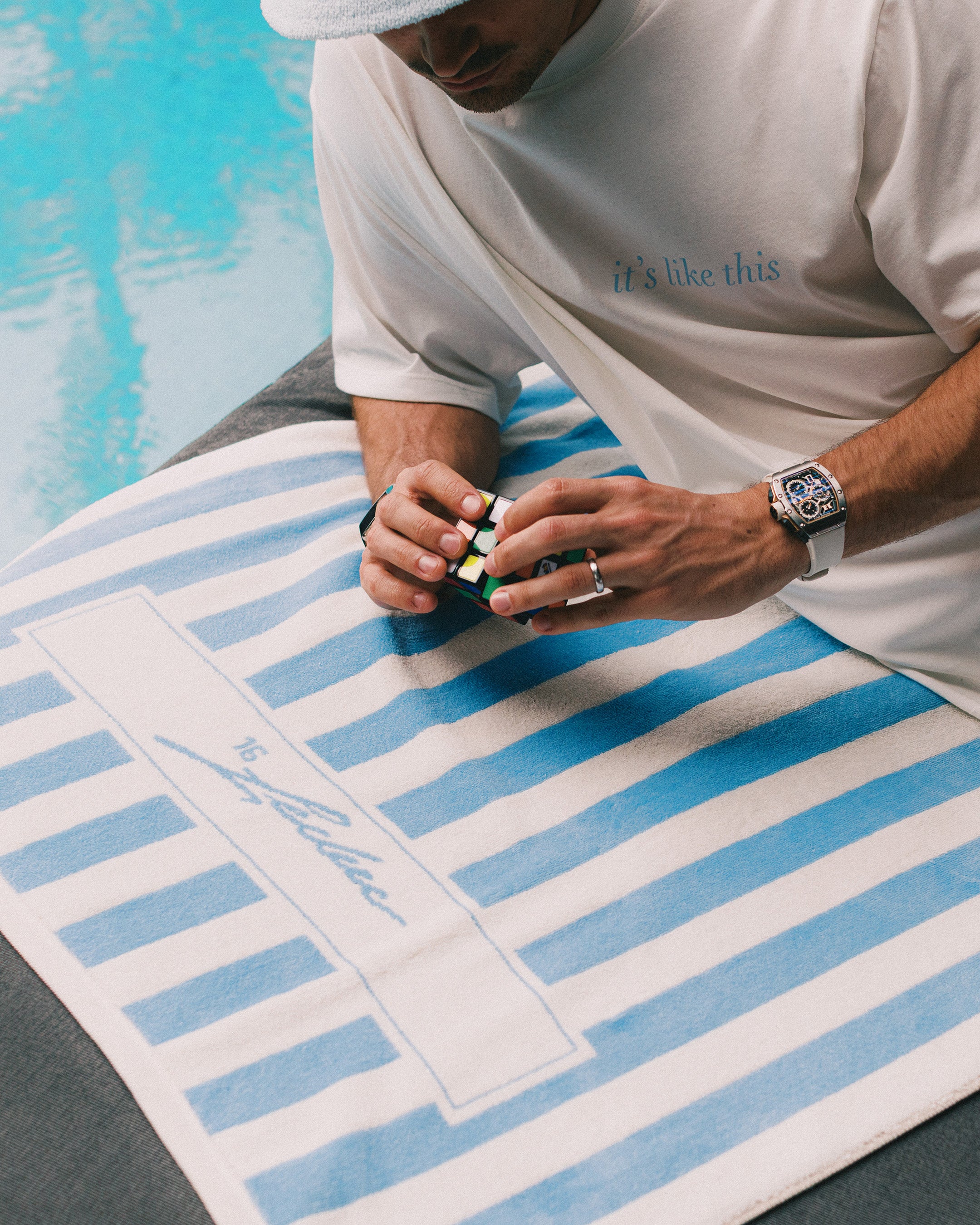 STRIPE BEACH TOWEL