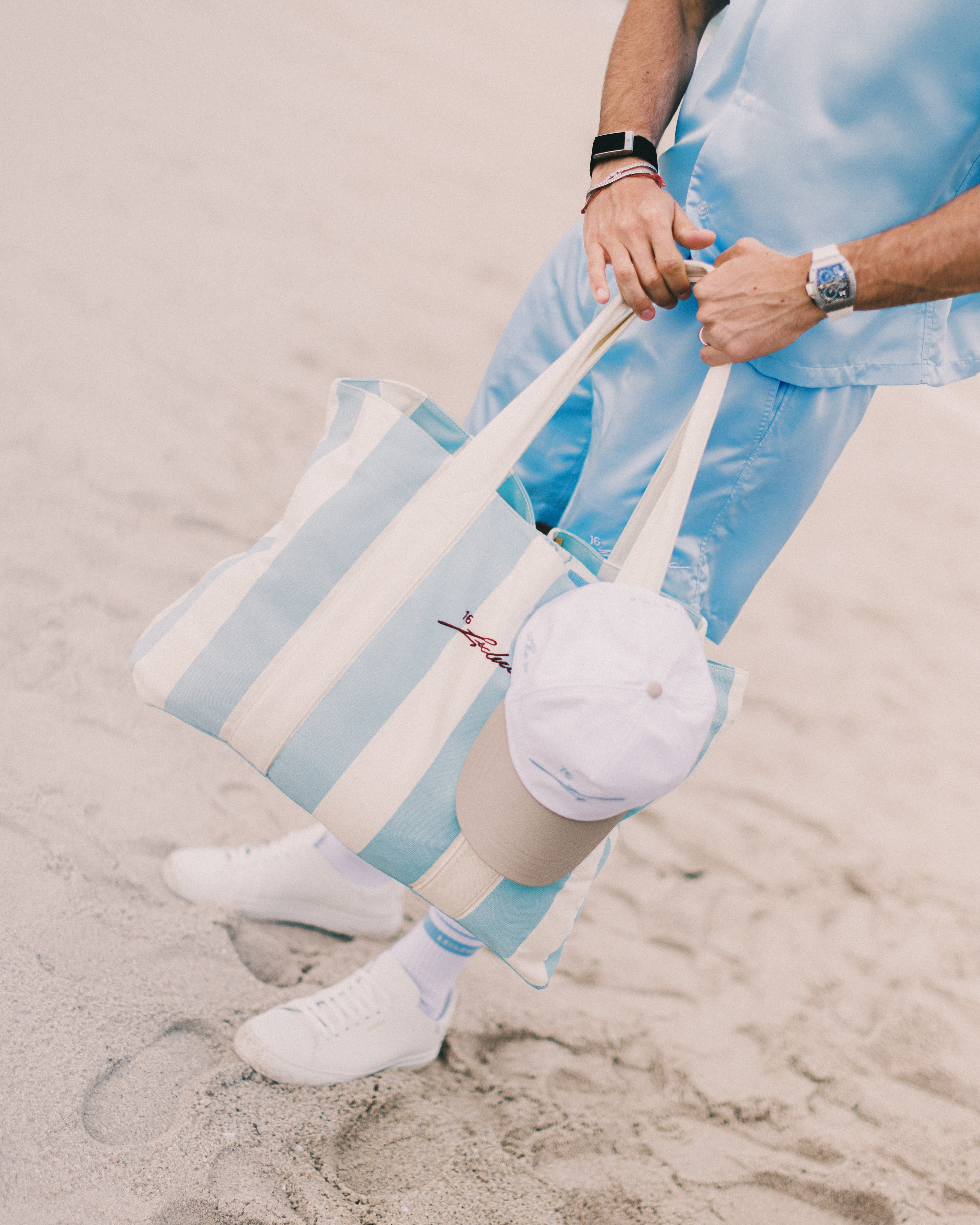 16 BEACH BAG